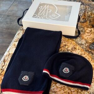 Kids Moncler Navy Hat and Scarf Set with Red and White Trim Size Large